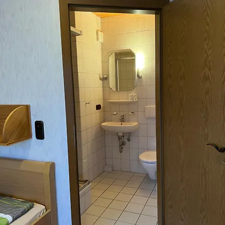 Einzel Zi Nr 2 * Freiensteinau